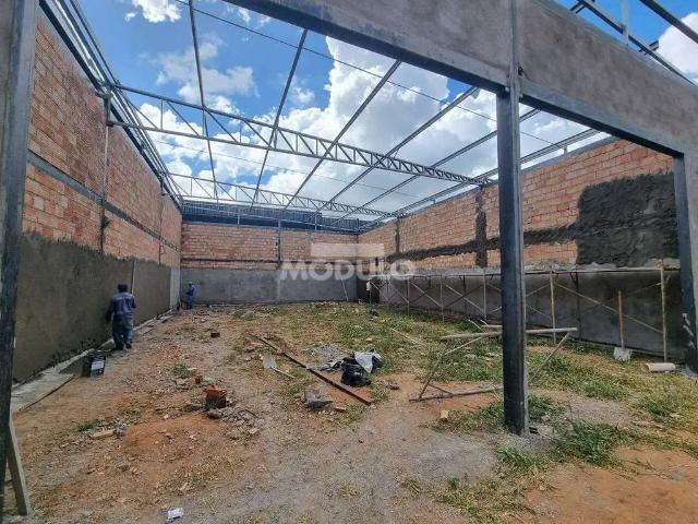 Galpão aluguel em Região Geográfica Imediata de Uberlândia, Oliveira Fortes