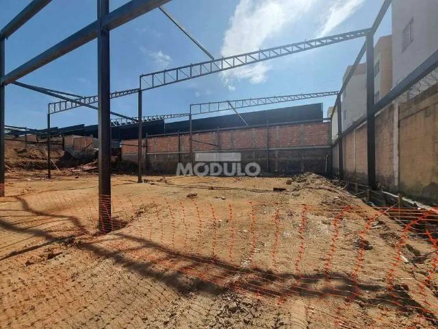 Galpão aluguel em Condomínio Fechado Park Sul, Uberlândia