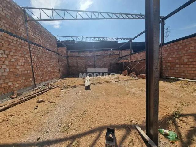 Galpão aluguel em Região Geográfica Imediata de Uberlândia, Oliveira Fortes