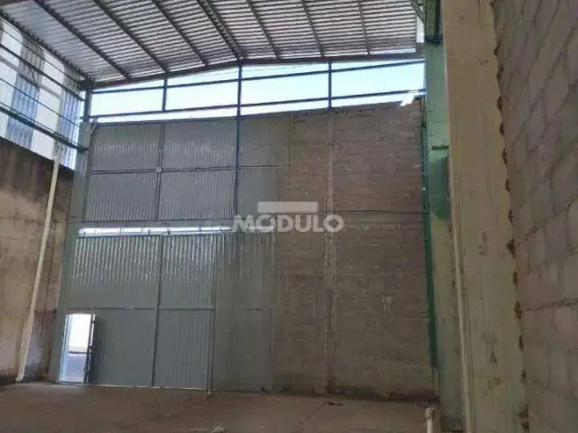 Galpão aluguel em Região Geográfica Imediata de Uberlândia, Oliveira Fortes