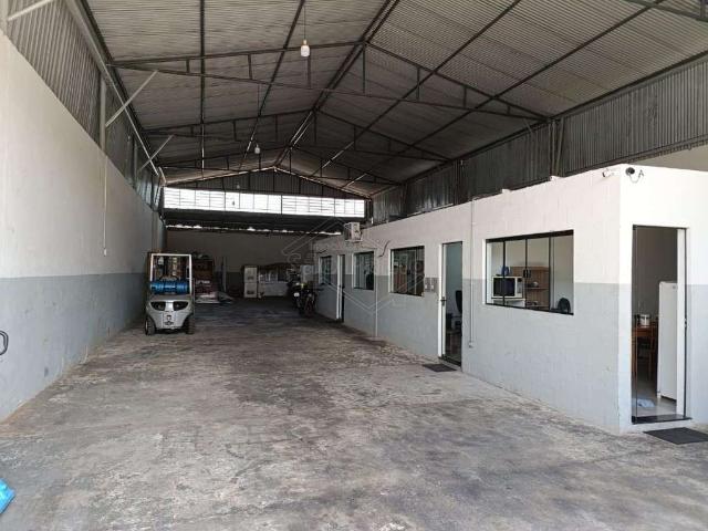 Galpão venda em Região Imediata de Araraquara, Araraquara