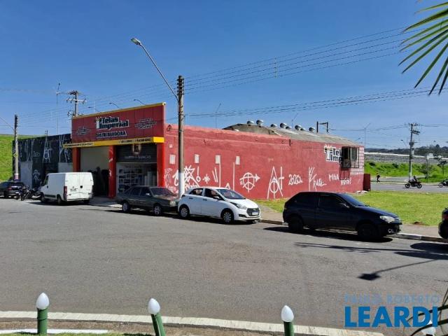 Galpão venda em Atibaia