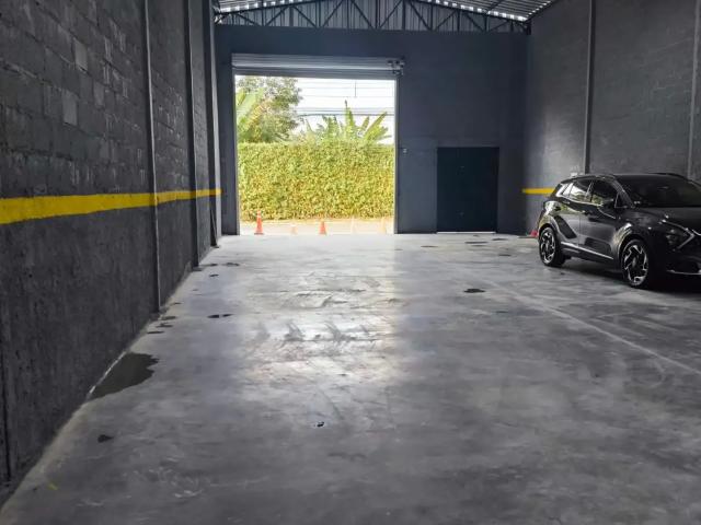 Galpão venda em Região Imediata de Bragança Paulista, Atibaia