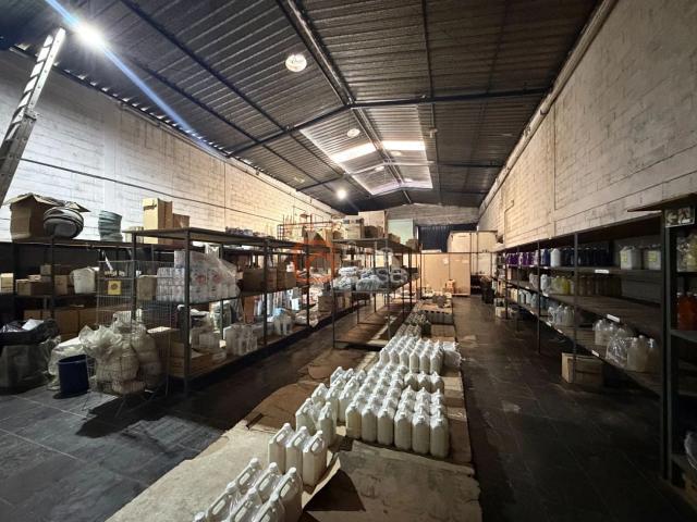 Galpão venda em Venda Nova, Belo Horizonte