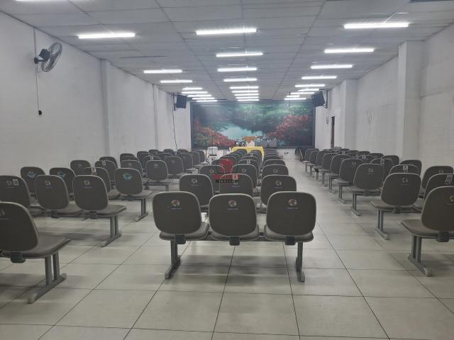 Galpão venda em Vila Florianópolis, Curitiba
