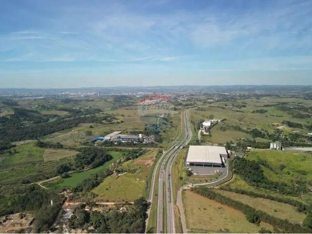 Galpão venda em Região Imediata de São José dos Campos, Região Metropolitana do Vale do Paraíba e Litoral Norte