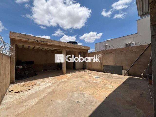 Galpão venda em Montes Claros, Região Geográfica Intermediária de Montes Claros