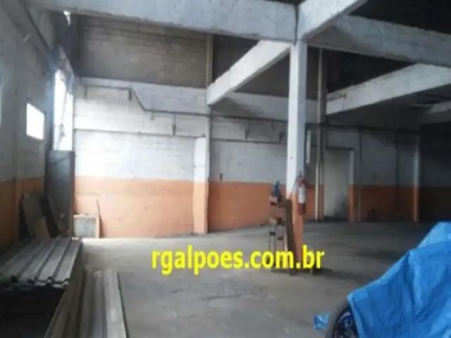 Galpão venda em Comunidade de Vigário Geral, Rio de Janeiro