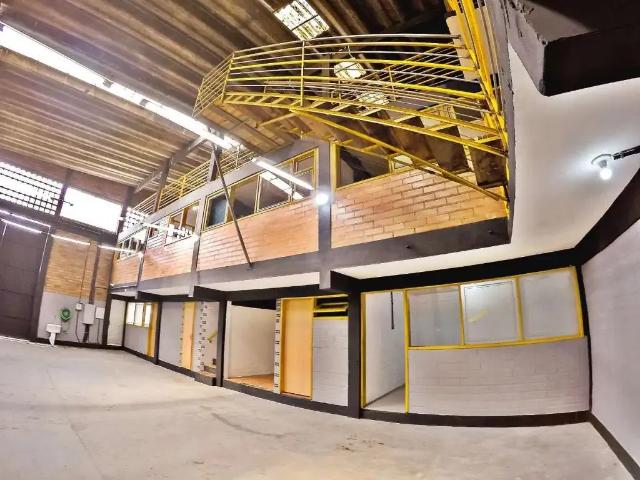 Galpão venda em Região Geográfica Imediata de Florianópolis, São José