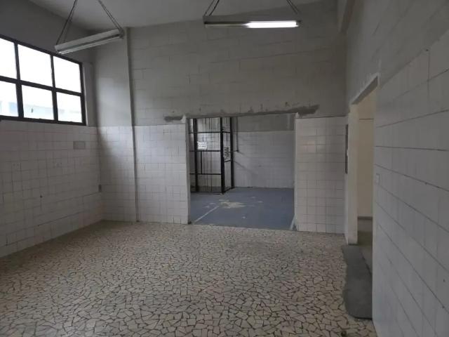 Galpão venda em Água Branca, São Paulo