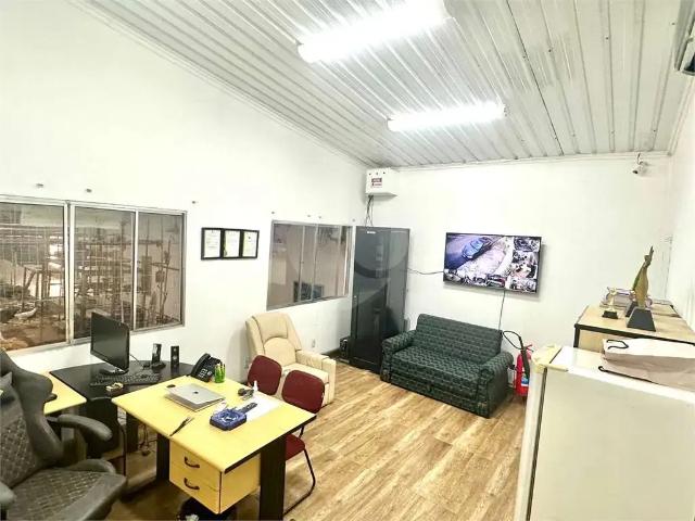 Galpão venda em Região Imediata de São Paulo, Região Metropolitana de São Paulo