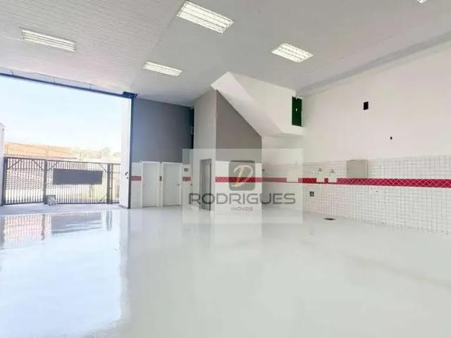 Galpão venda em Jardim Stella, Santo André