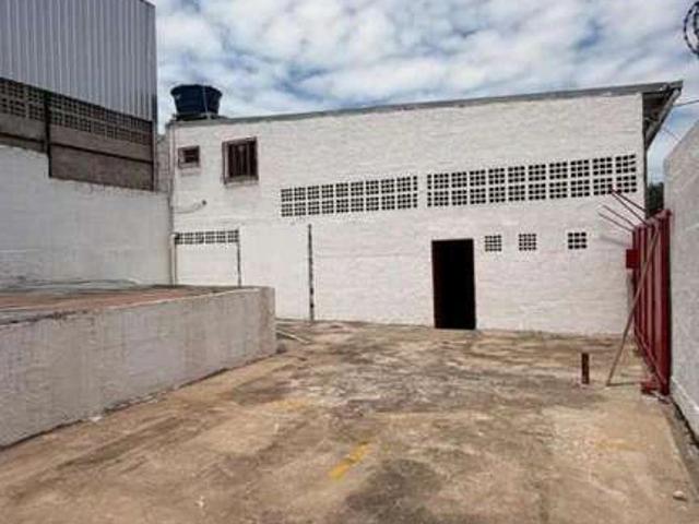 Galpão venda em Região Geográfica Imediata de Vitória, Região Metropolitana da Grande Vitória
