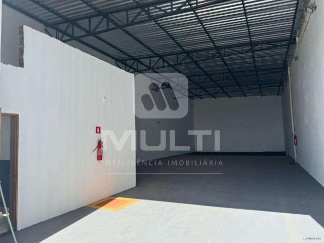 Galpão venda em Região Geográfica Imediata de Uberlândia, Oliveira Fortes