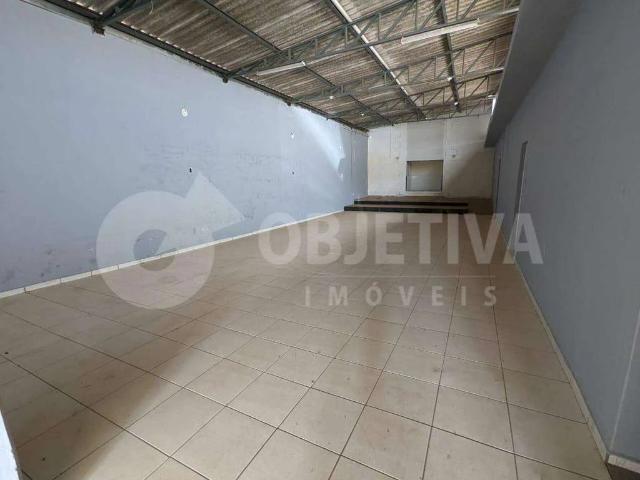 Galpão venda em Custódio Pereira, Uberlândia