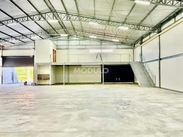 Galpão venda em Região Geográfica Imediata de Uberlândia, Oliveira Fortes