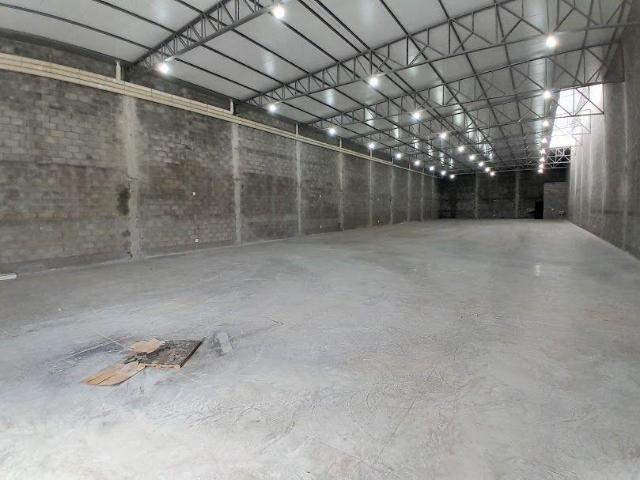 Galpão aluguel em Residencial e Comercial Carazza, Araçatuba
