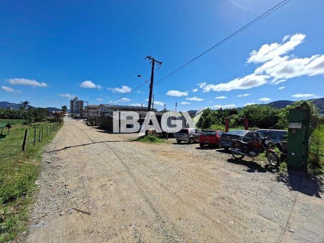 Casa aluguel em Vila Becker, Santo Amaro da Imperatriz