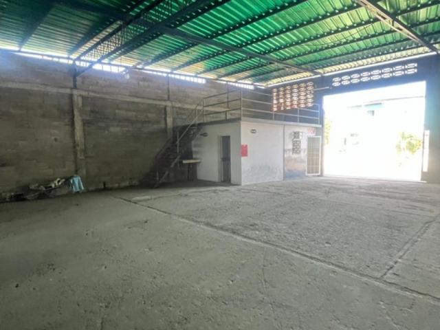 Galpón en alquiler en Parroquia Charallave, Municipio Cristóbal Rojas