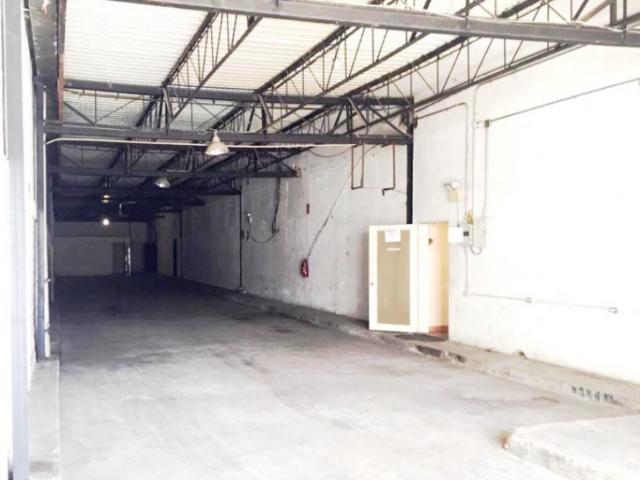 Galpón en alquiler en La Isabelica, Valencia