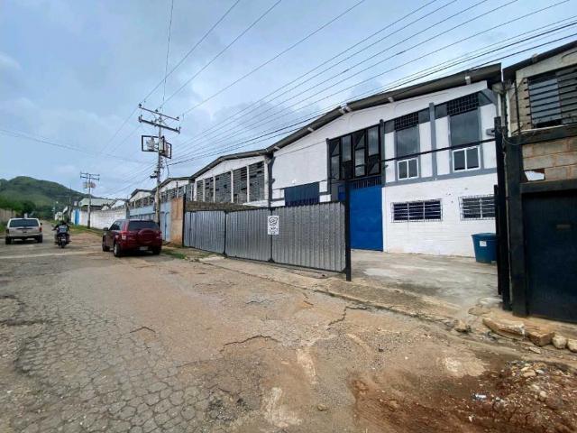 Galpón en alquiler en Miguel Peña, Valencia