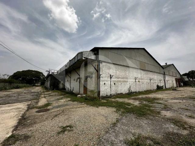 Galpón en venta en Girardot, Aragua
