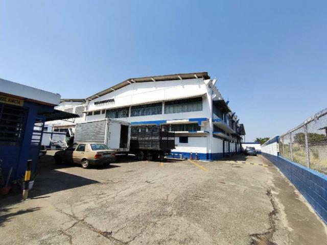 Galpón en venta en Valencia, Zona Industrial