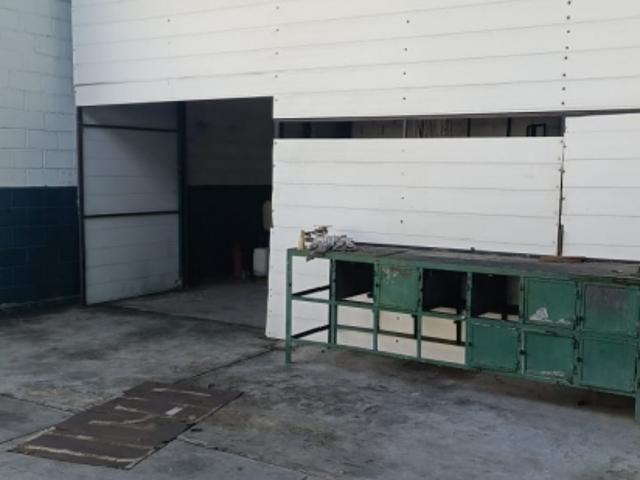 Galpón en venta en La Quizanda, Valencia