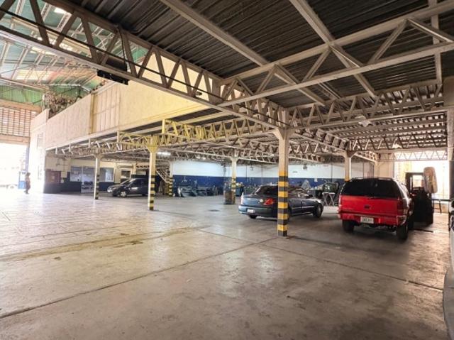 Galpón en venta en La Urbina, Trujillo