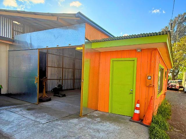 Galpón/Taller con Oficina con Uso de Suelo Aprobado en Padre Las Casas