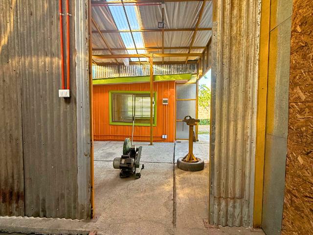 Galpón/Taller con Oficina con Uso de Suelo Aprobado en Padre Las Casas