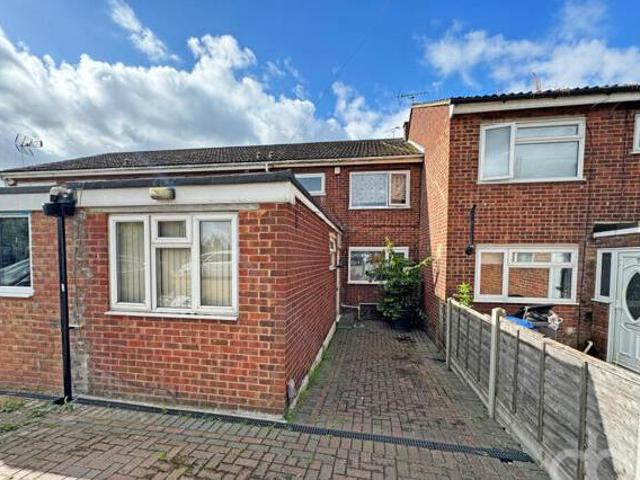 House for sale in Tilbury, Essex