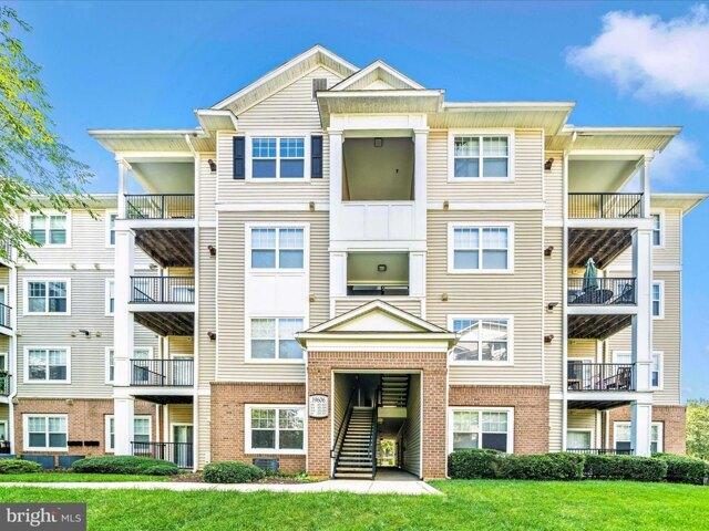 Condo for sale in Germantown