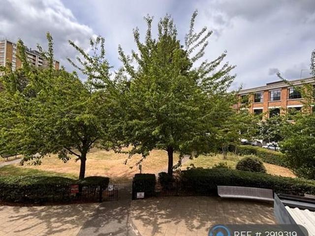 House for rent in Finsbury, Greater London