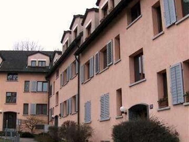 Immobilie kaufen in Einigen, Zürich