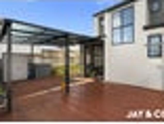 Townhouse for sale in Howick