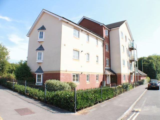 Apartment for rent in Hedge End, Helford