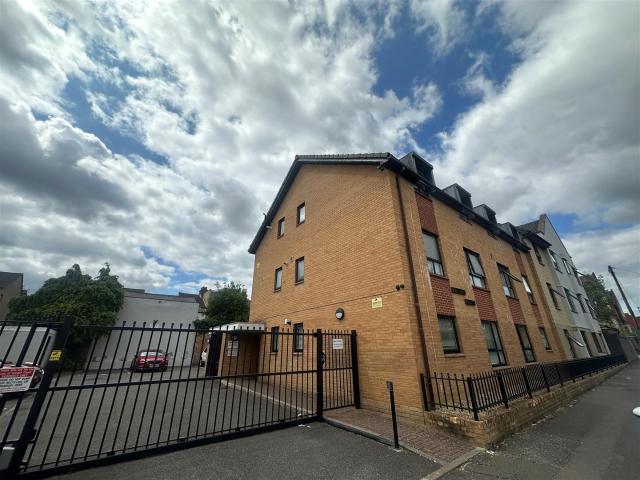 House for rent in North Watford