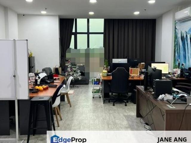 Shop for sale in Alam Impian, Selangor