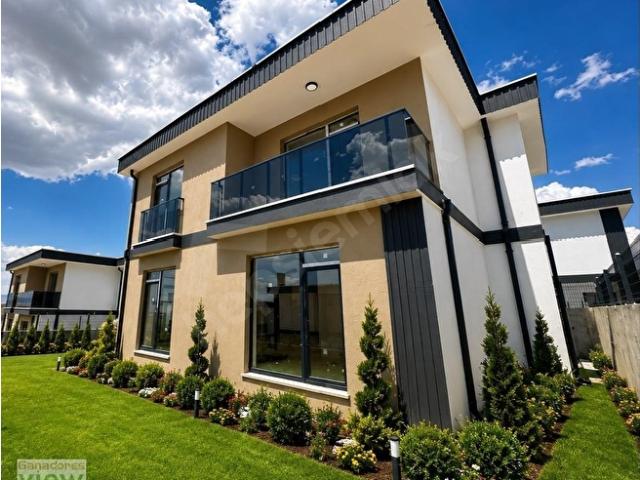 Yenimahalle, Ankara içerisinde satılık Villa