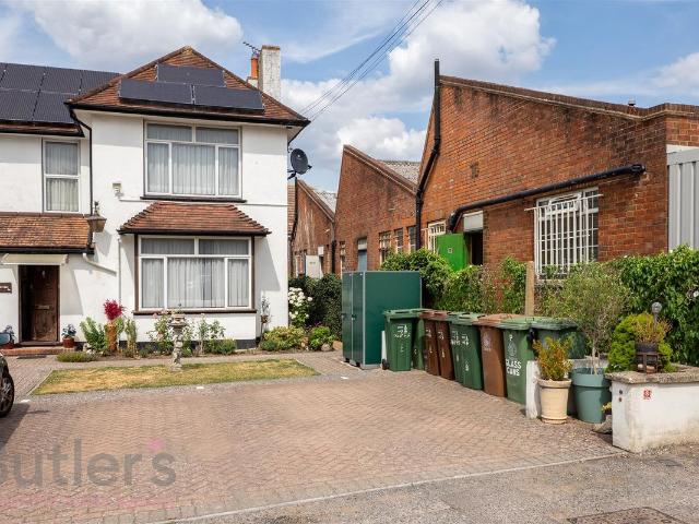 Apartment for rent in Greater London