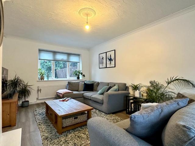 House for rent in South Green, Basildon