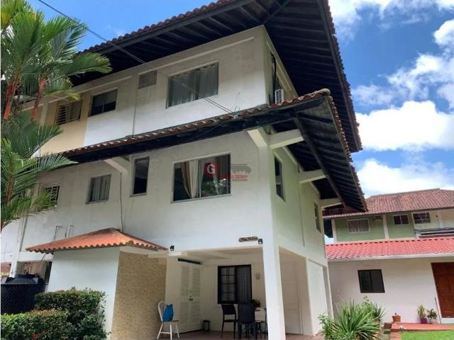 Casa venta en Barrio Colón, Colón