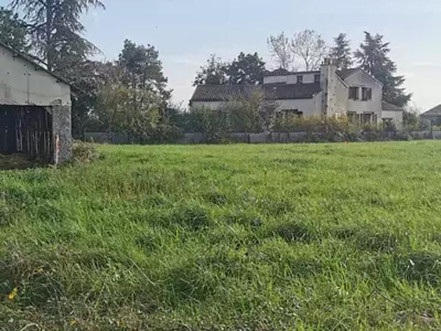 Terrain vente à Vichy, Le Mayet-d'ecole