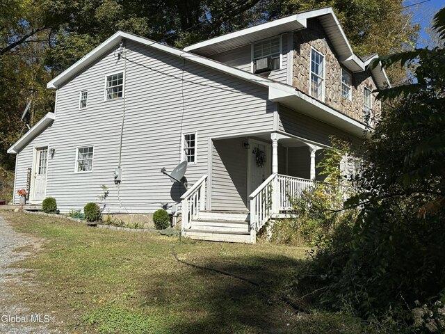 House for sale in Saratoga, New York