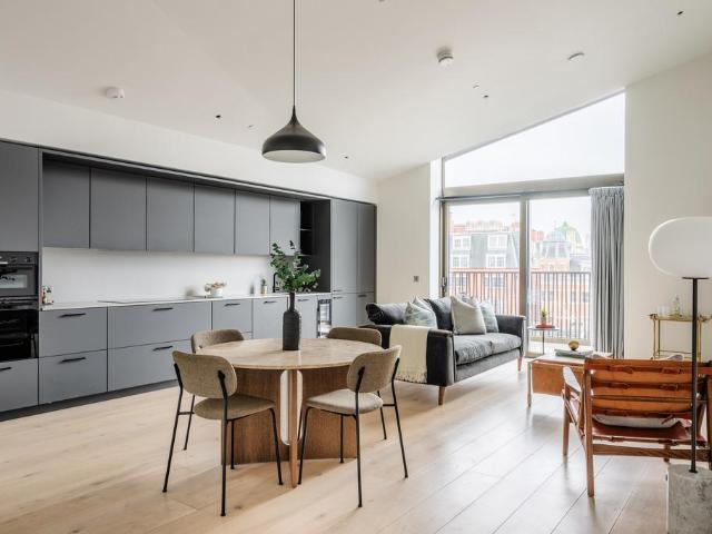 Apartment for rent in Soho, Greater London