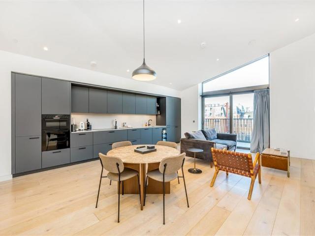 Apartment for rent in Soho, Greater London