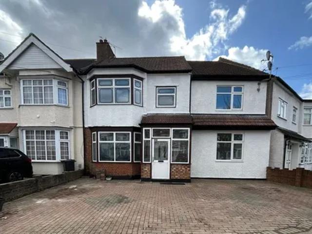 House for rent in Gants Hill, Greater London