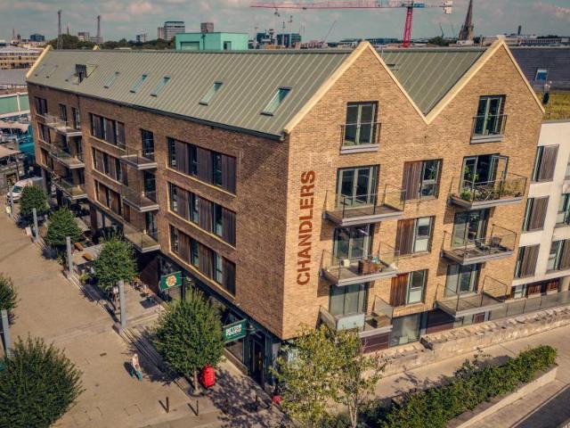 Apartment for rent in Wapping Wharf, Feckenham