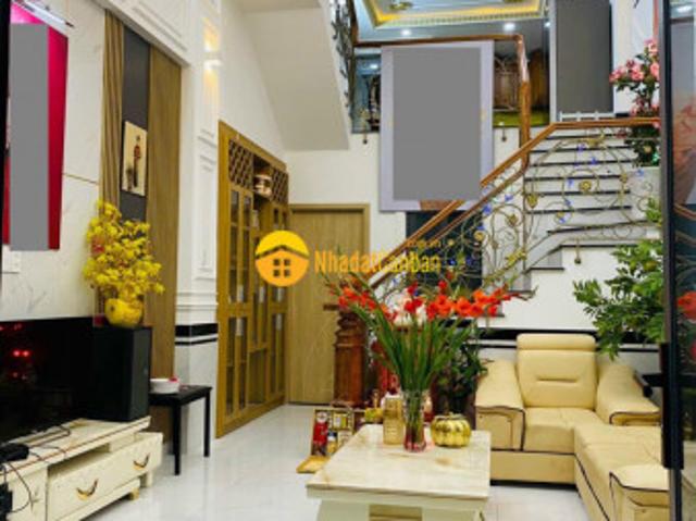 Nhà mặt phố bán